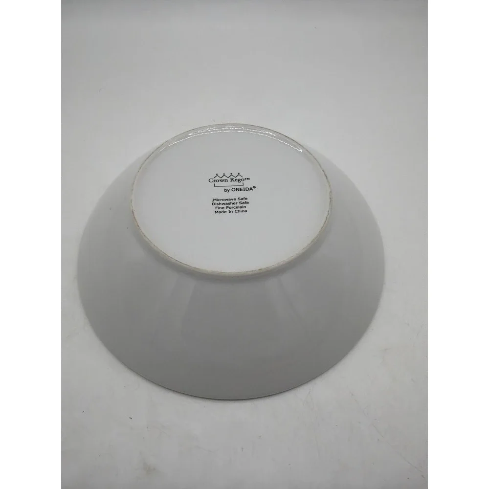 Large Serving Bowl Crown Rego by Oneida White Fine Porcelain Salad Pasta Dish